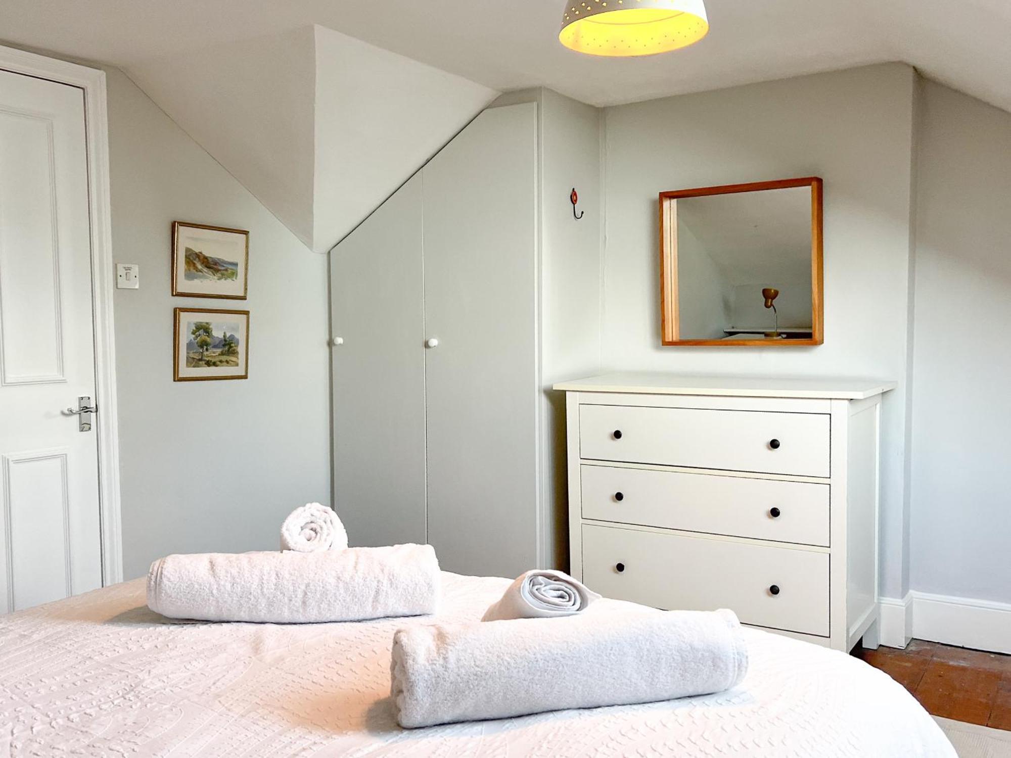 Arden Villa, Sleeps 8, Moments From The Golden Sandy Beach Of Ryde Ryde  Kültér fotó